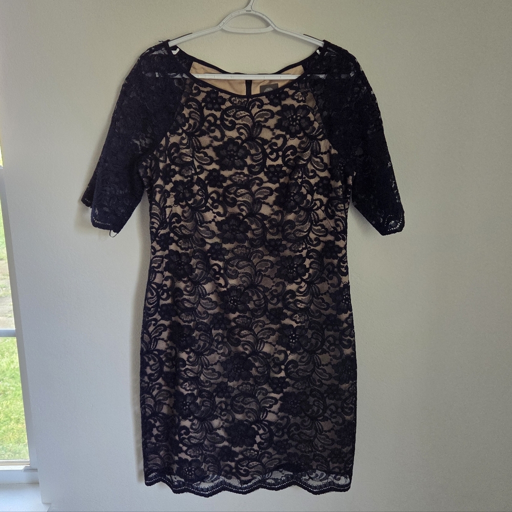 Vince Camuto Navy Lace Midi Dress Lined Size 12 Wedding Party Sheer Modest